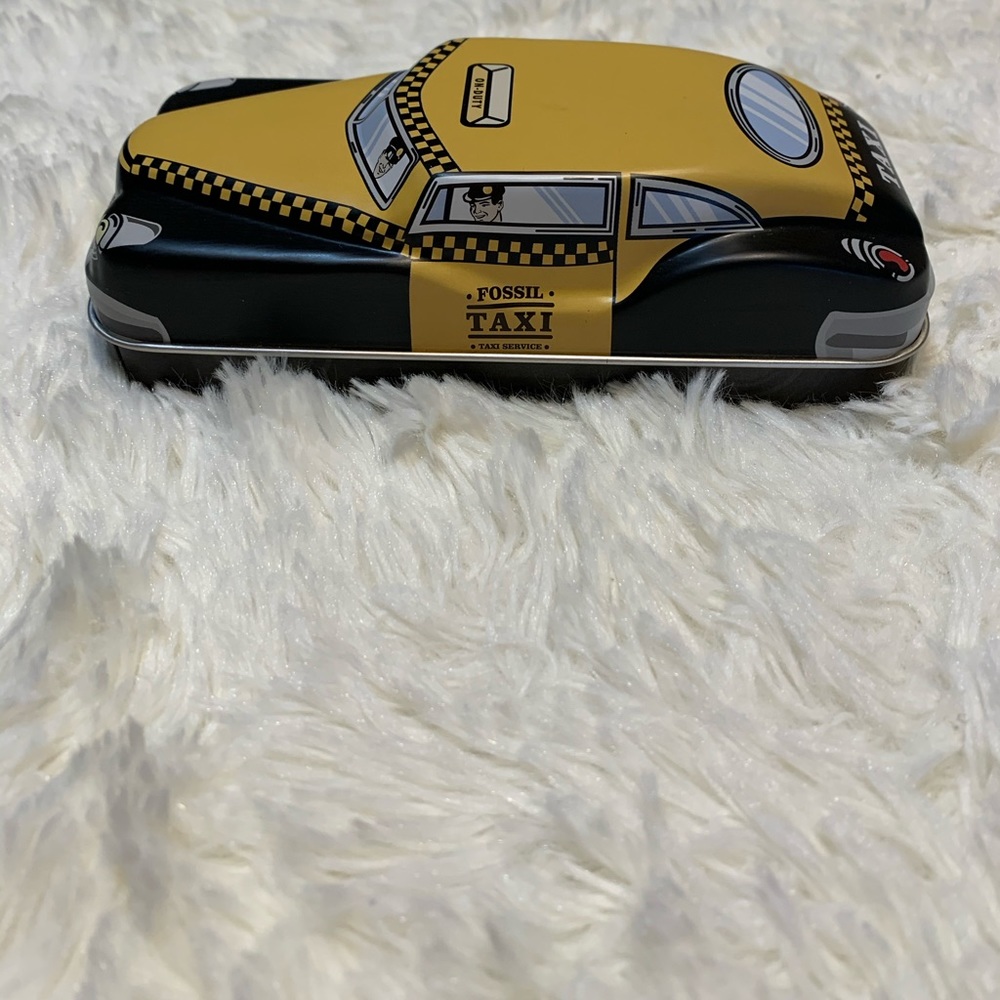 Fossil Vintage Yellow Cab Watch Tin Collectable Vintage
